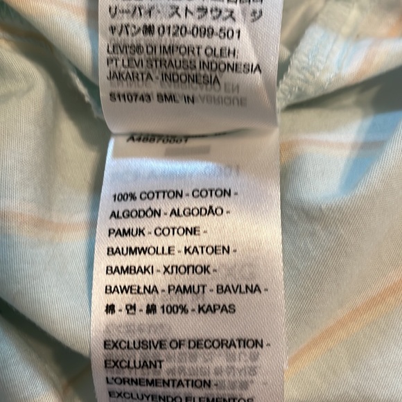 100% cotton Levi’s button front striped top NWT - Picture 5 of 5